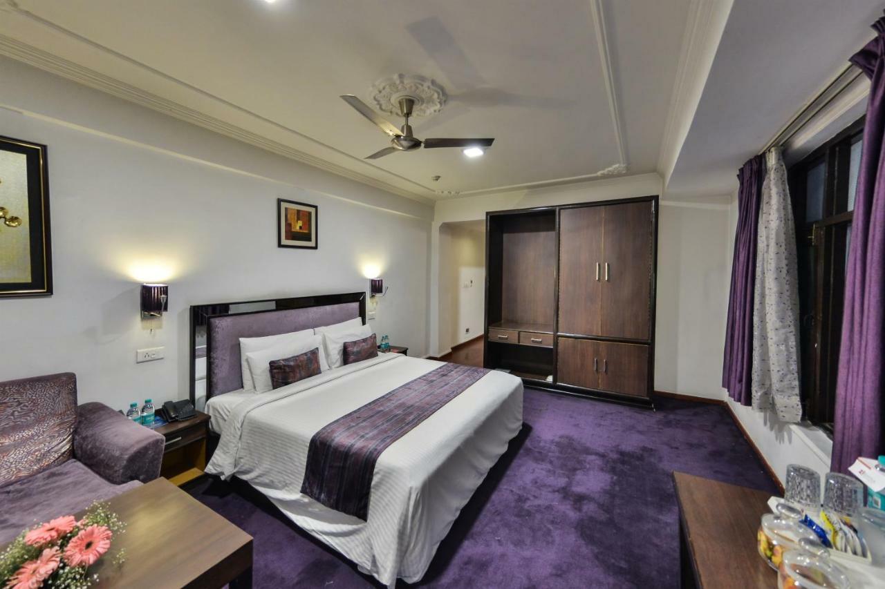 Batra Hotels And Residences Srīnagar 外观 照片