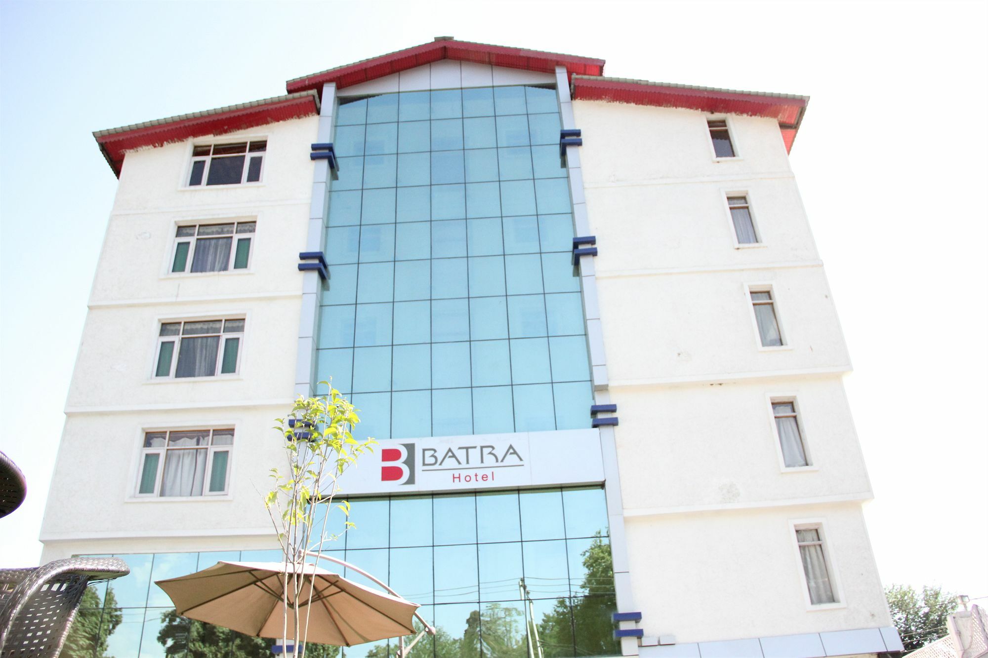 Batra Hotels And Residences Srīnagar 外观 照片